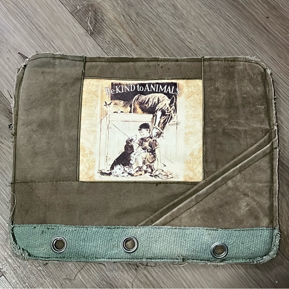 Vintage Addiction Laptop Sleeve
